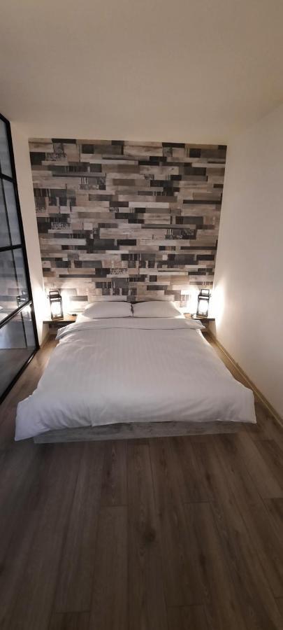The World Apartament Târgu-Mureş Zewnętrze zdjęcie